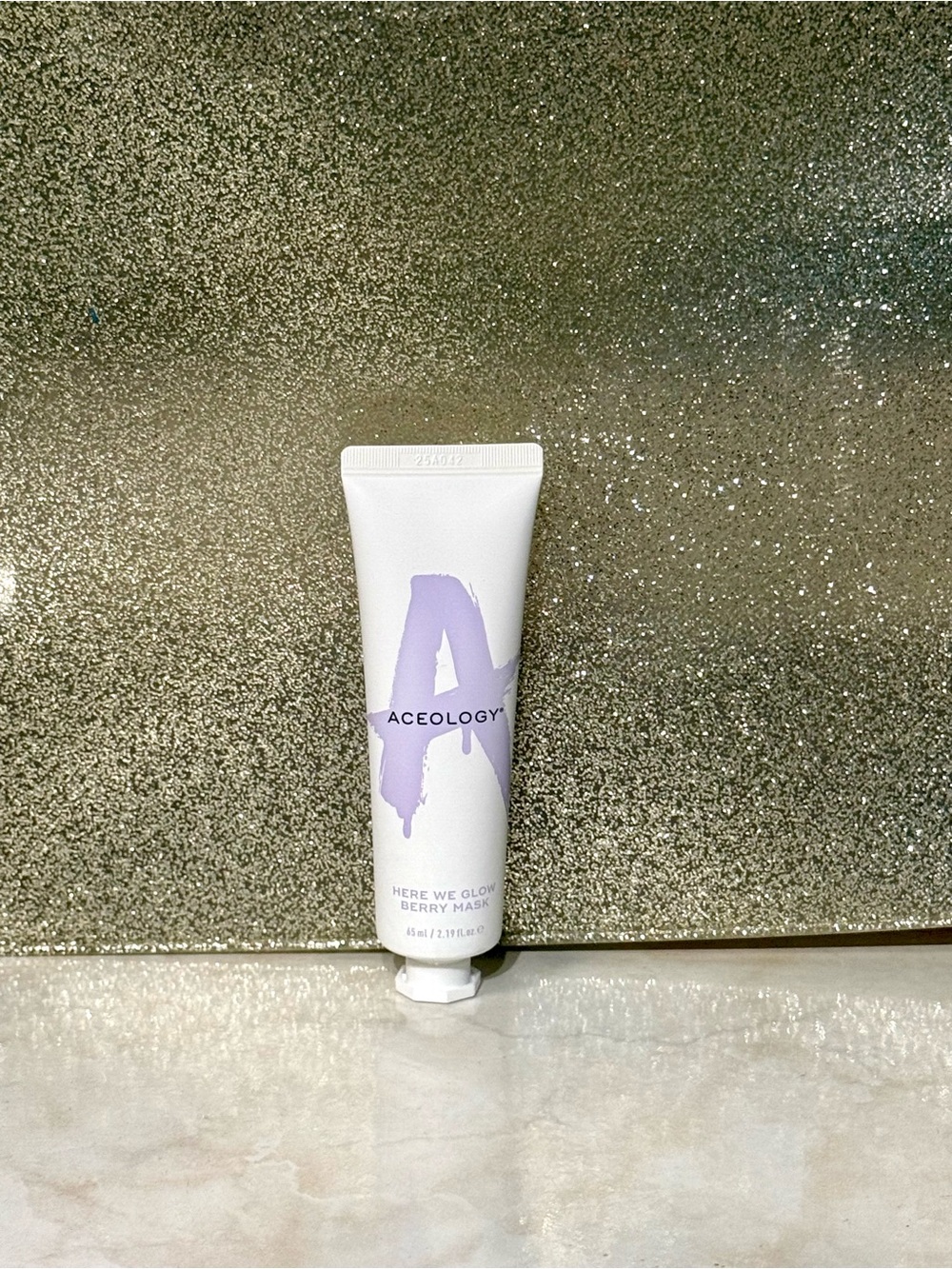 5 for $25 item 🌺 Aceology Here We Glow Berry Mask
